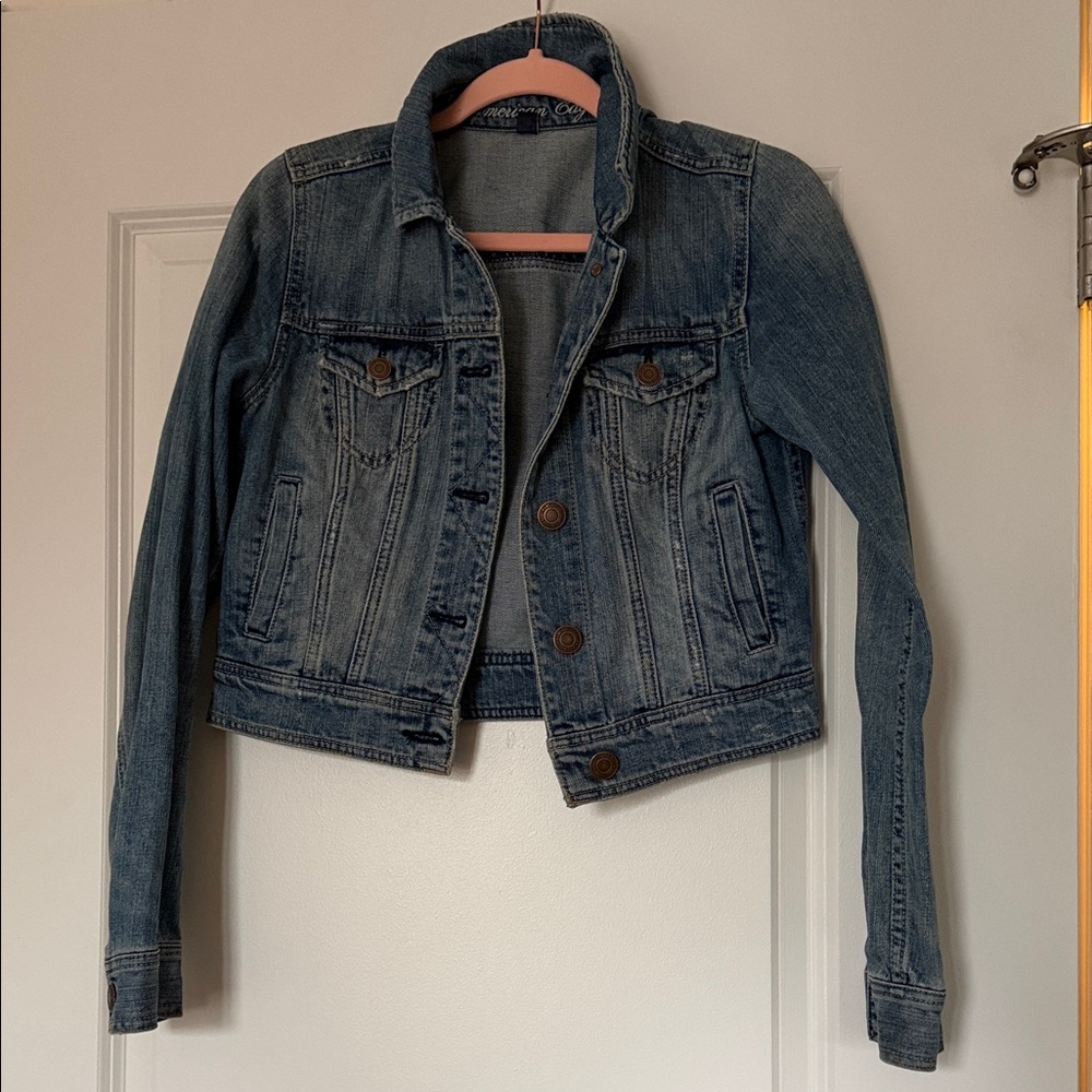 American Eagle Outfitters Light Blue Jean Jacket